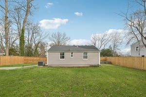 Woodlawn St-S0701-034.jpg