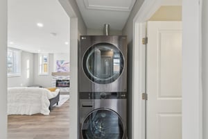 Woodlawn St-S0701-022r.jpg