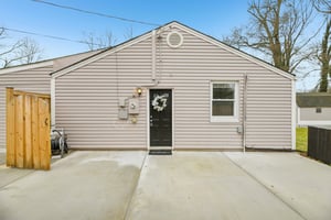 Woodlawn St-S1001-001.jpg