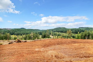  Photo 32