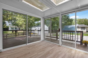 25-Sunroom