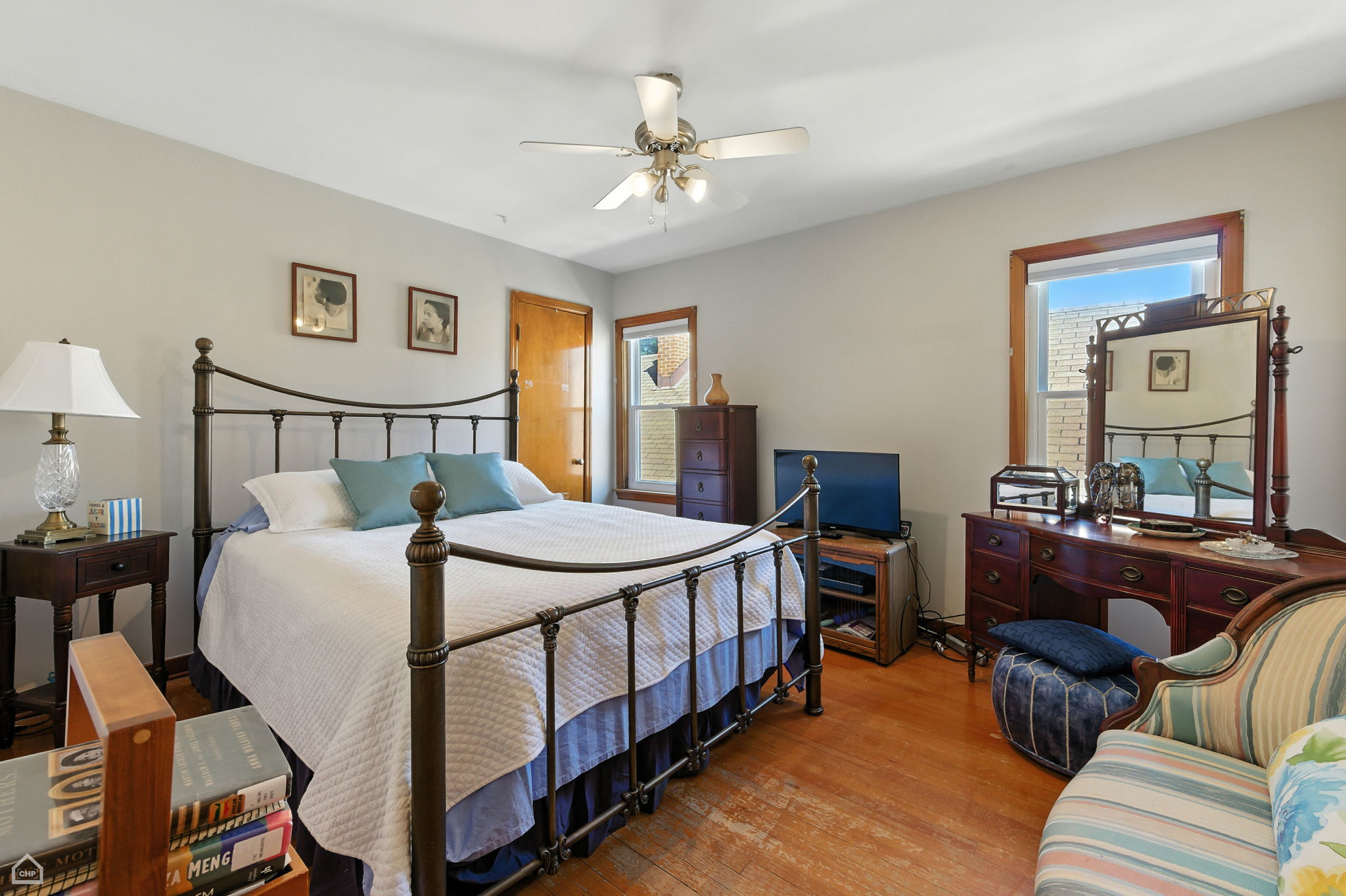 8424 S Essex Ave_020