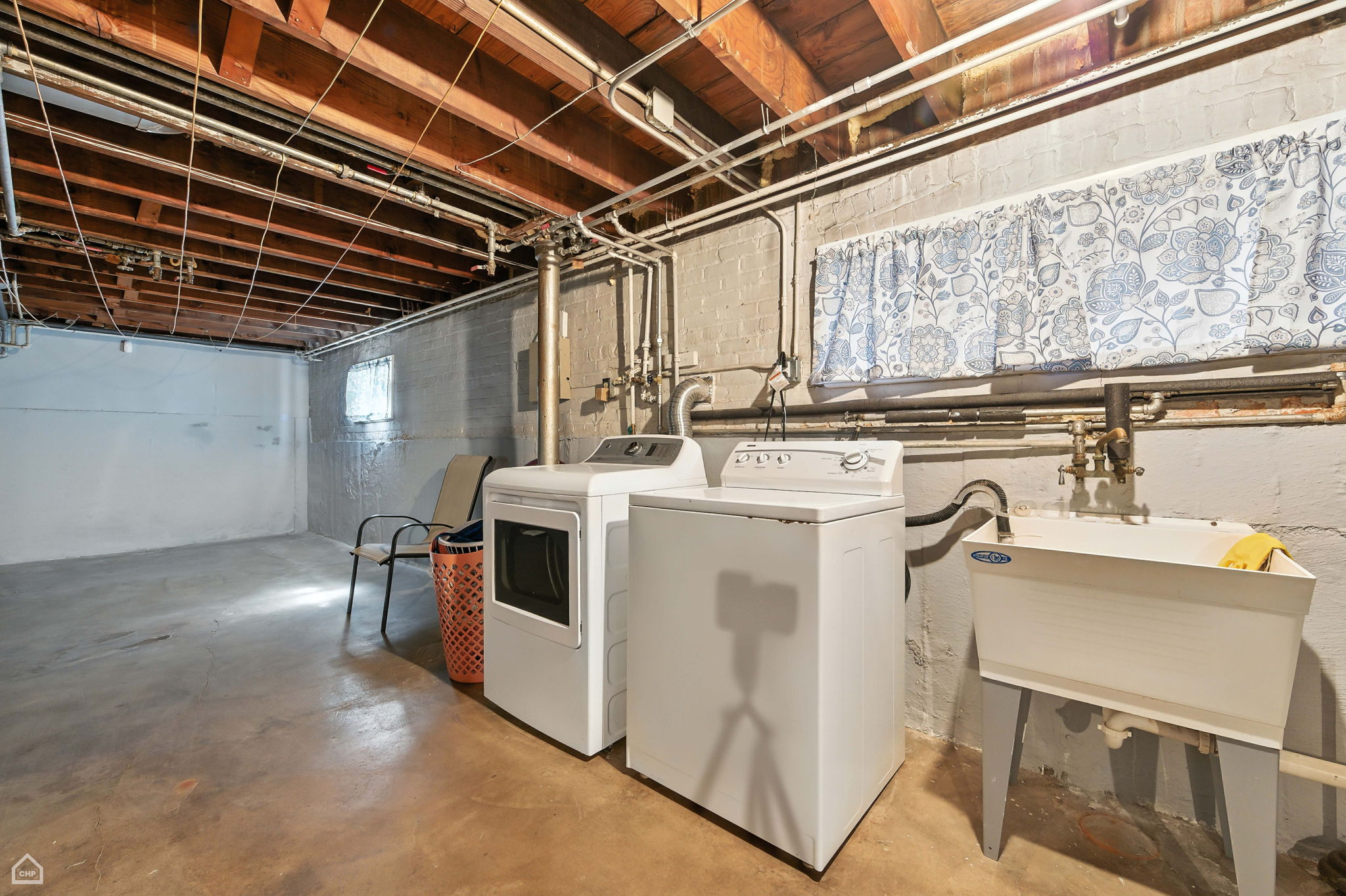 8424 S Essex Ave_021