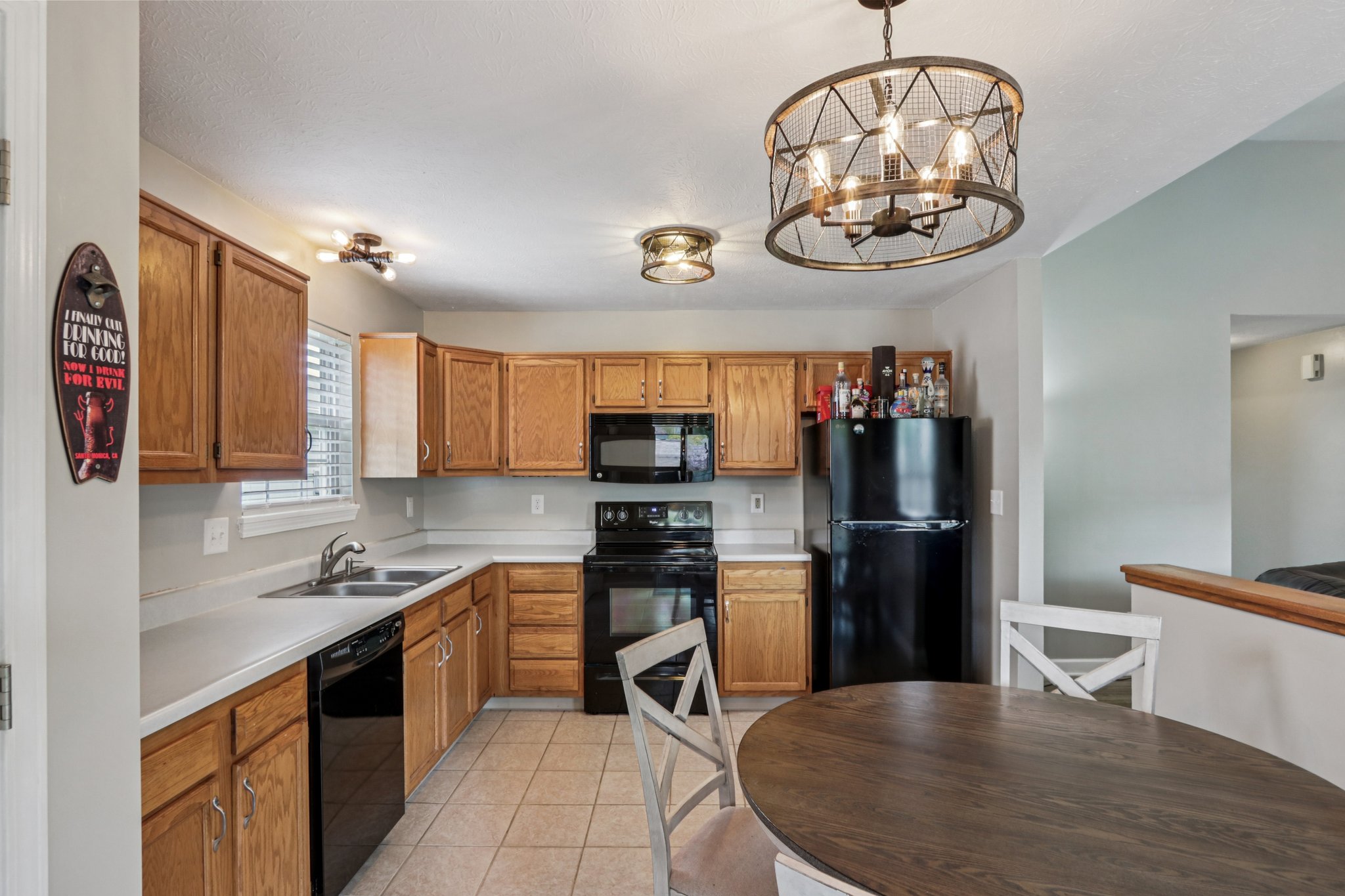 Southern Springs Way-S0111-010.jpg