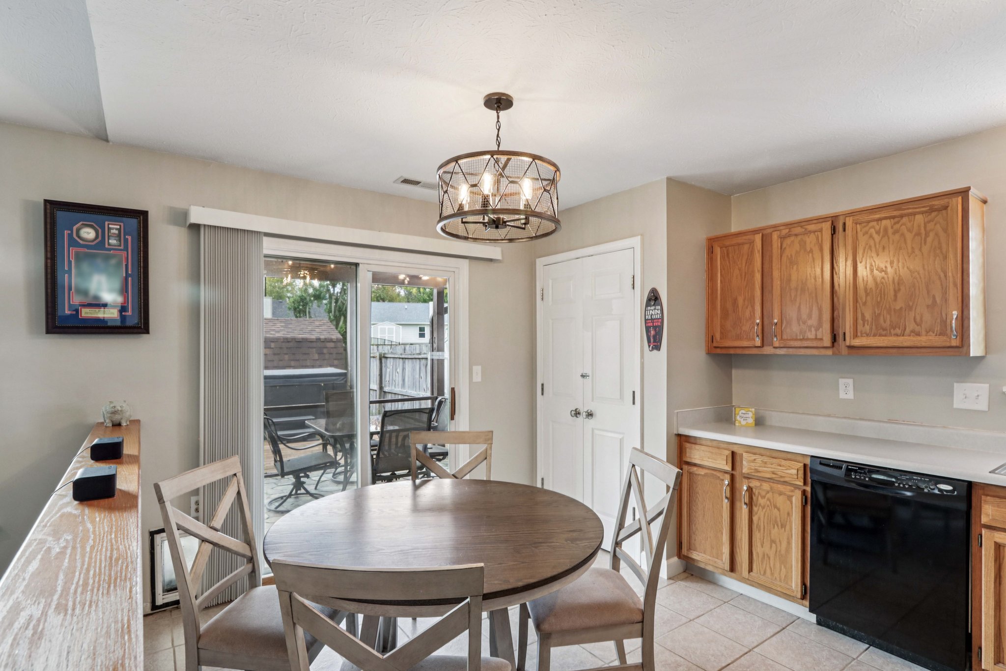 Southern Springs Way-S0111-012.jpg