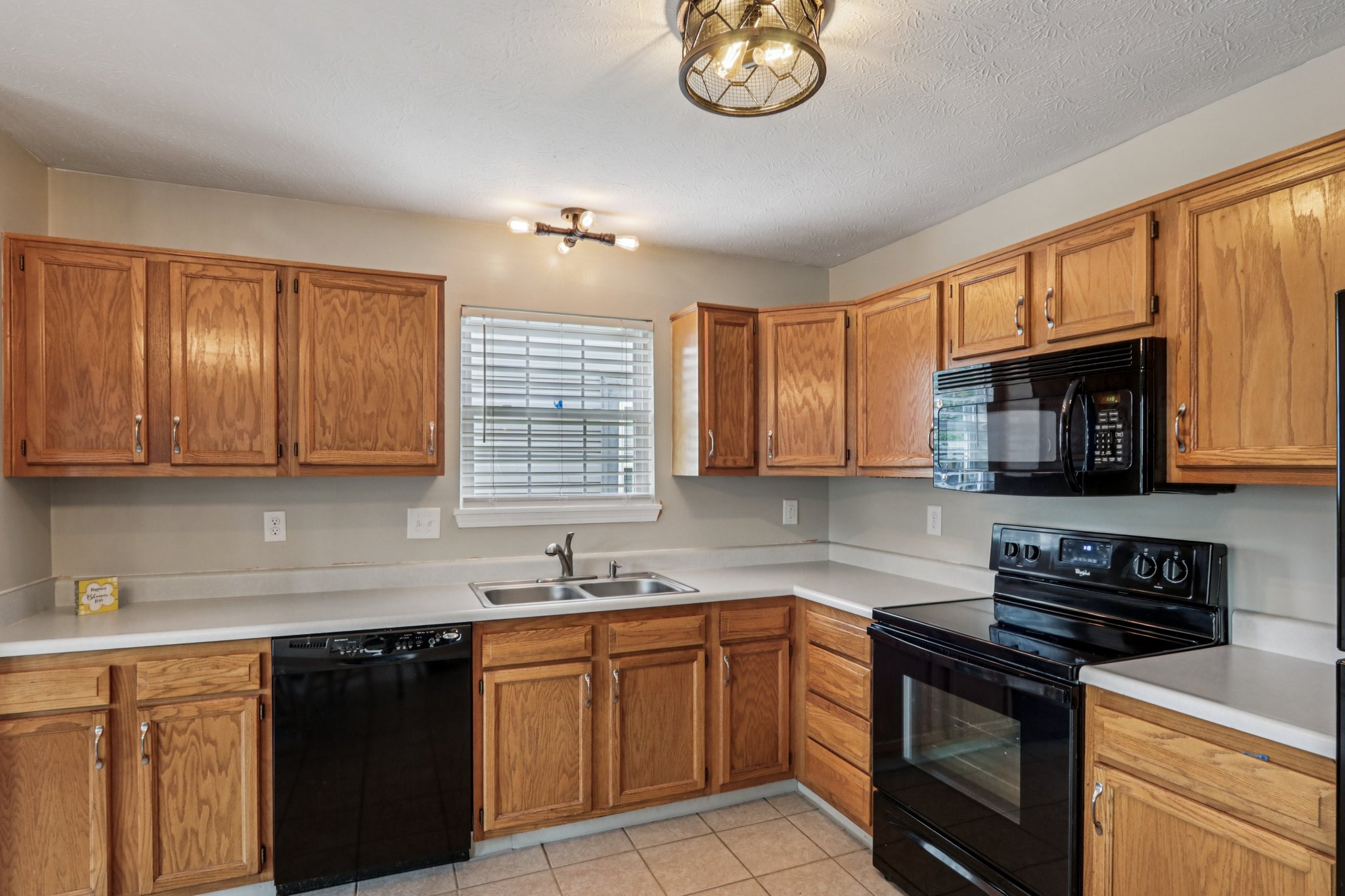 Southern Springs Way-S0111-013.jpg