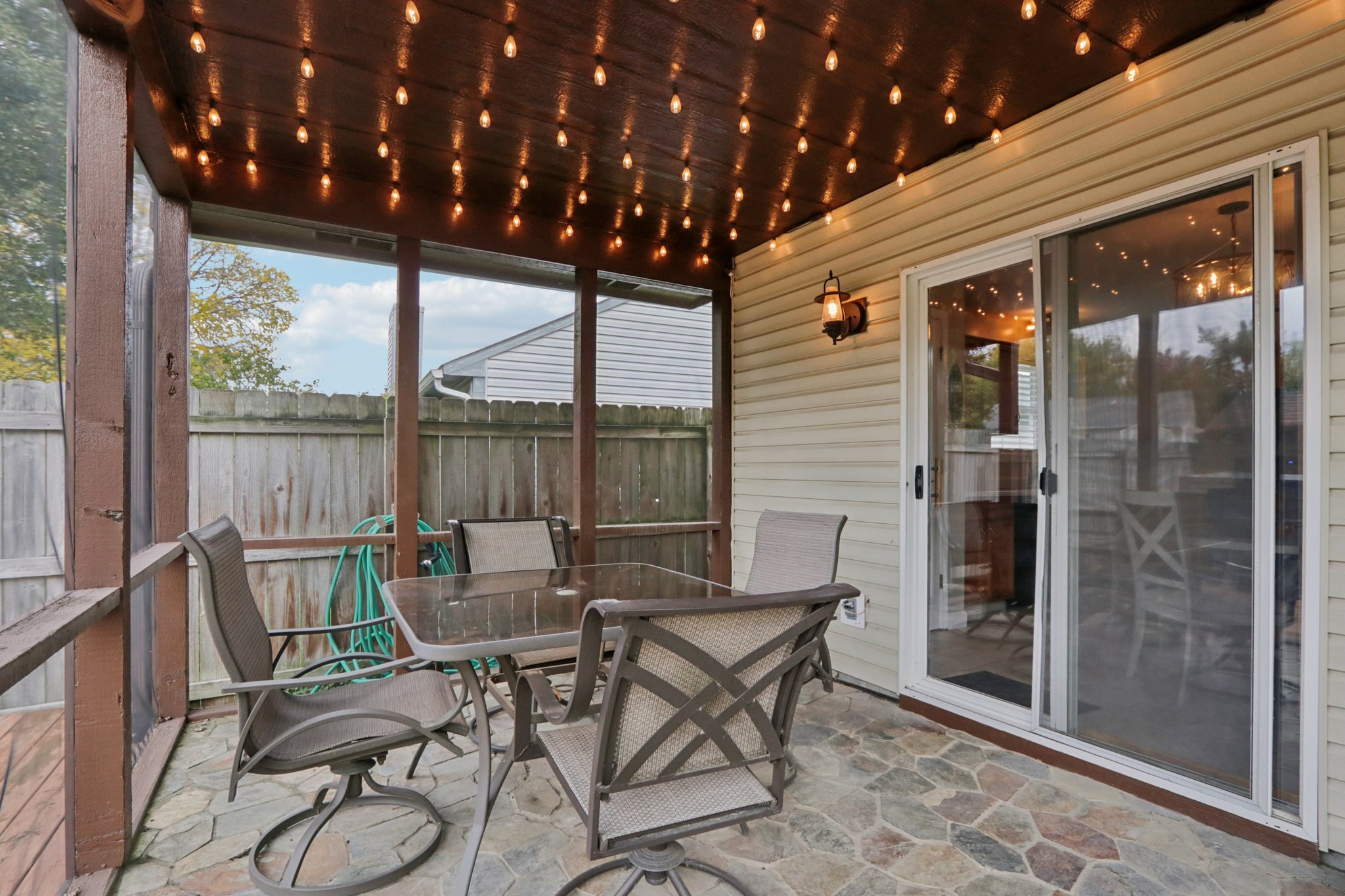 Southern Springs Way-S0111-023.jpg