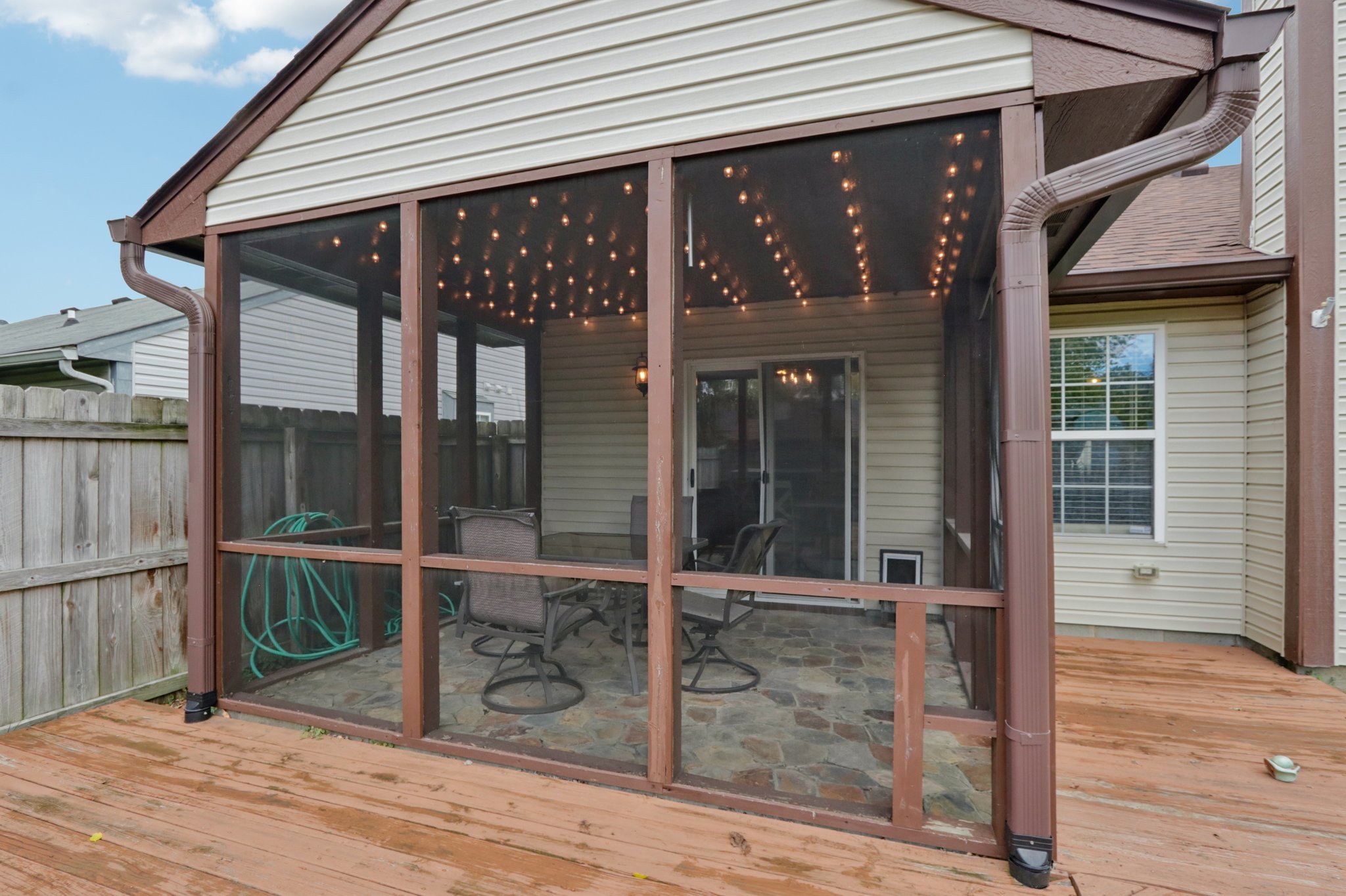 Southern Springs Way-S0111-031.jpg