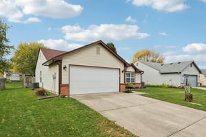 Southern Springs Way-S0111-003.jpg