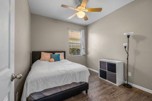 19 - 8425 Fenwick Ave, Tampa, FL 33647