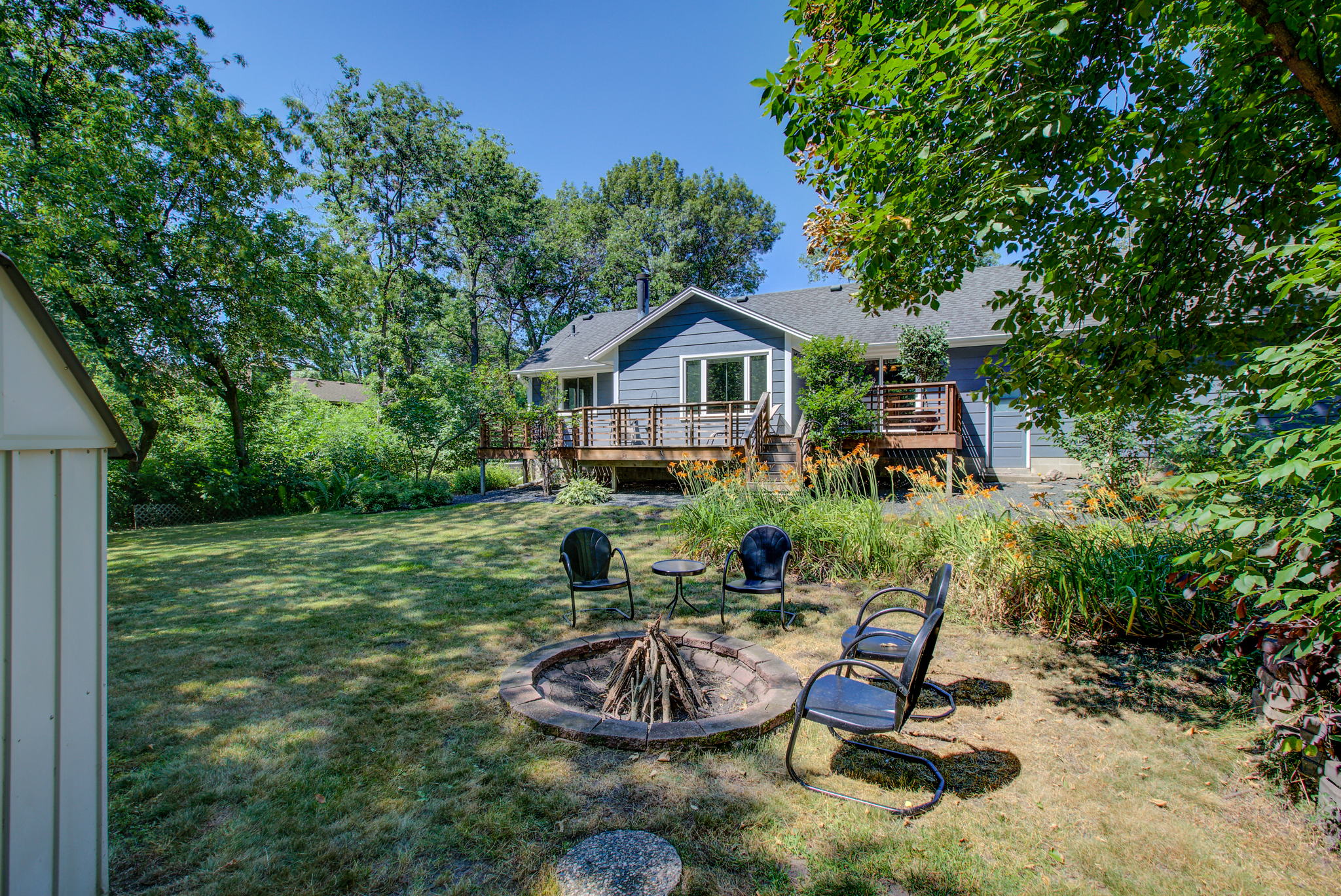 8425 Greenwood Dr, Mounds View, MN 55112 ArchiPix