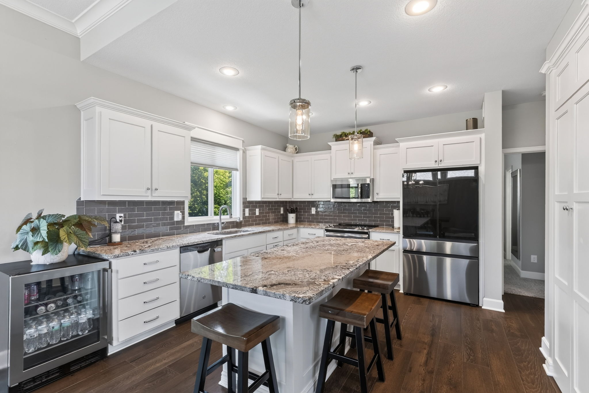 8425 Laramie St-028