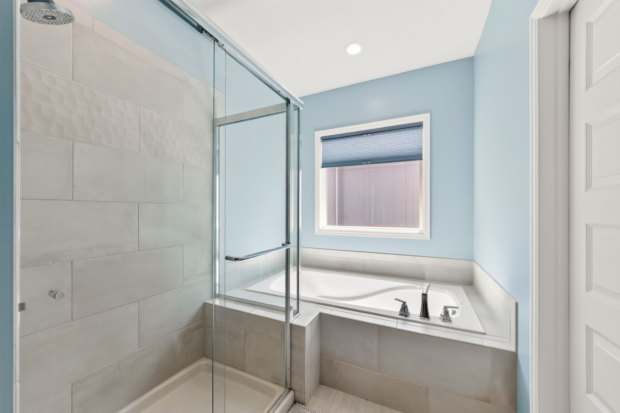 8425 Laramie St-038