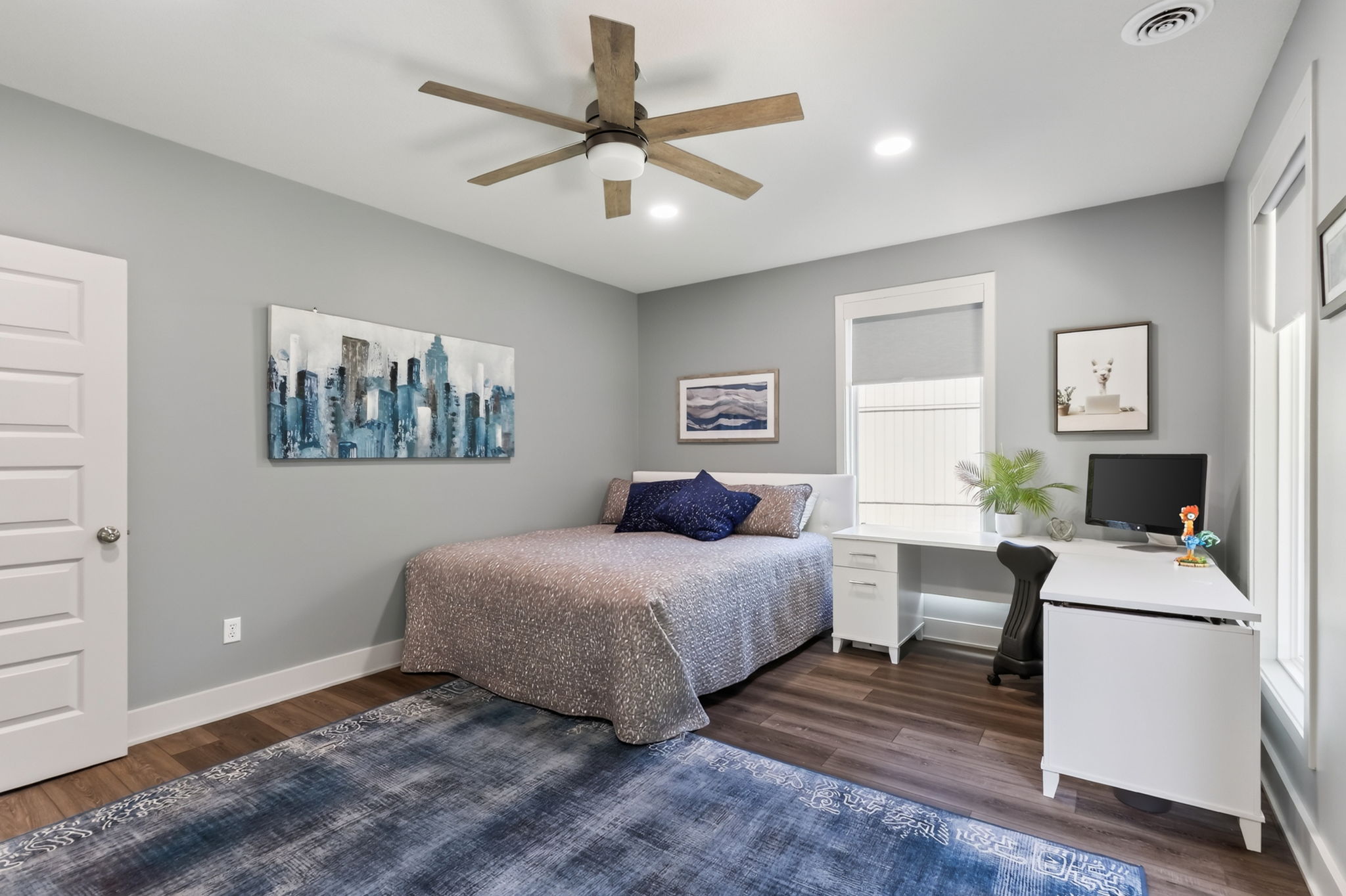 8425 Laramie St-061