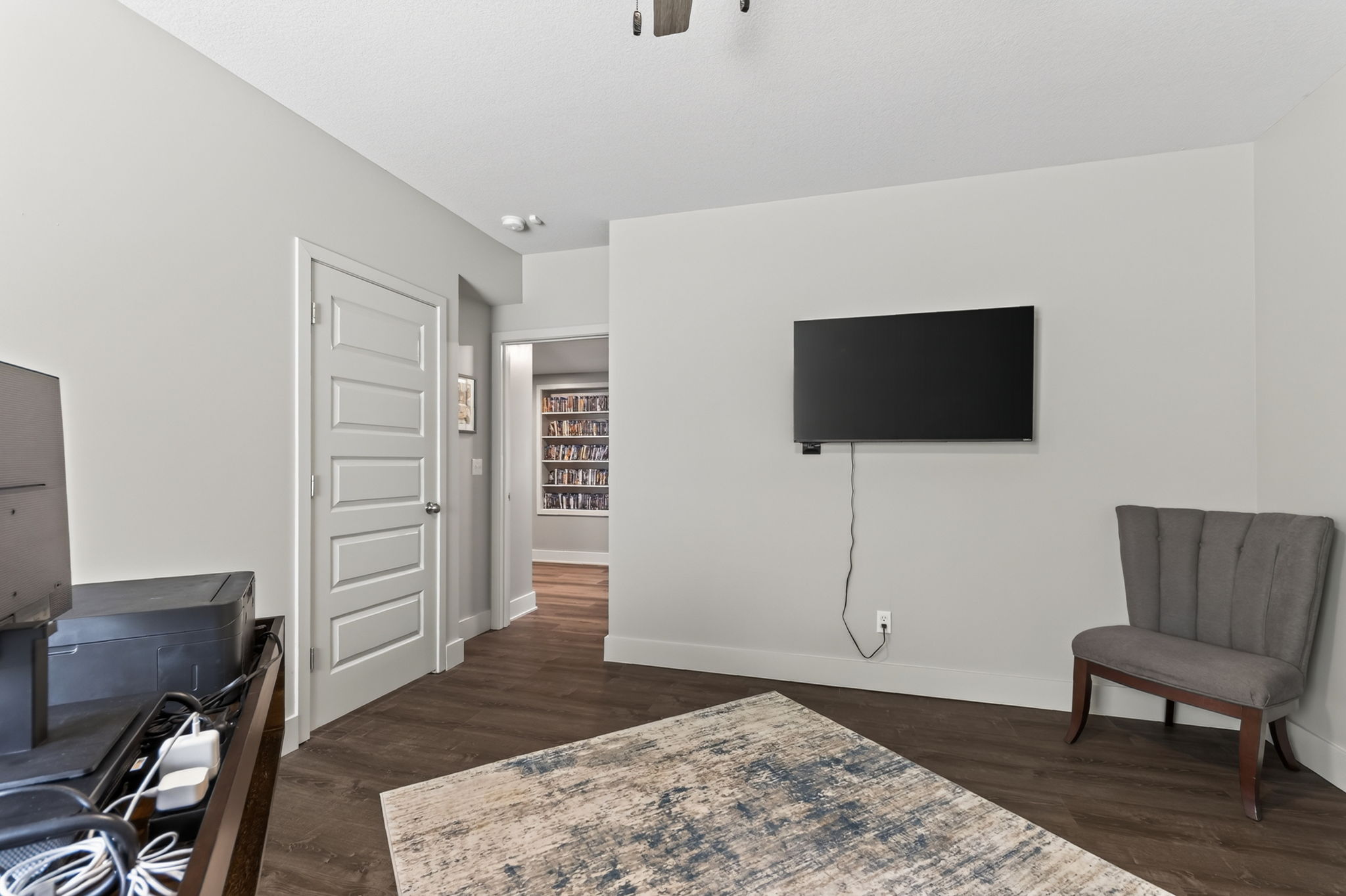 8425 Laramie St-065