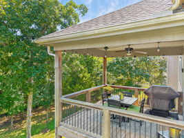 8425 Laramie St-009
