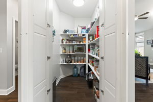 8425 Laramie St-032