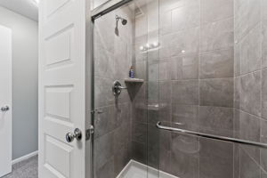 8425 Laramie St-049