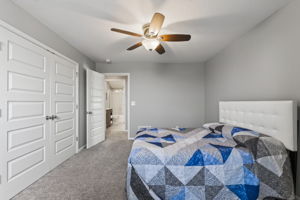 8425 Laramie St-051