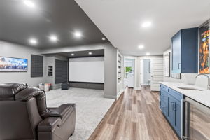8425 Laramie St-056