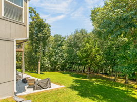 8425 Laramie St-006