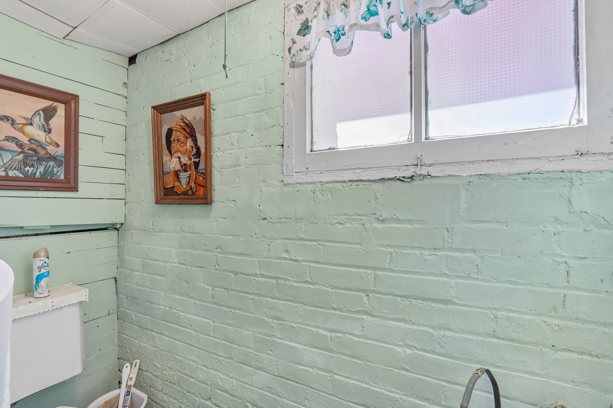 425 W Lapham St -S2104-027.jpg