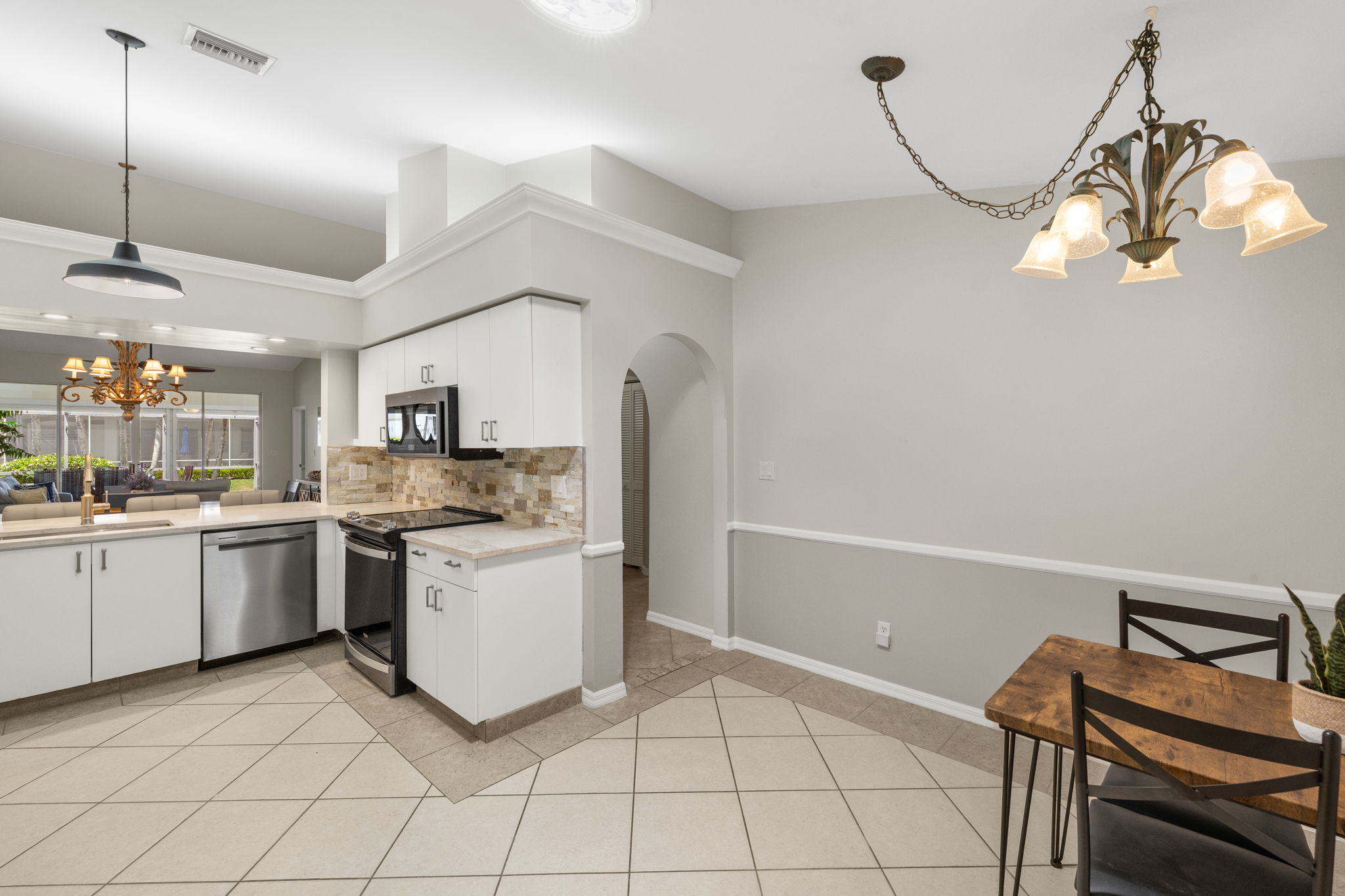 Breakfast Nook 2 of 2