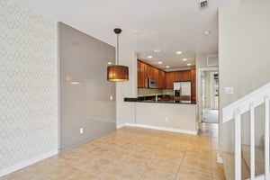 Leatherleaf Ln-0306-008.jpg