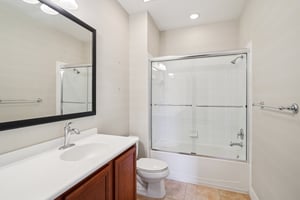 Leatherleaf Ln-0306-022.jpg