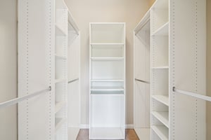 Leatherleaf Ln-0306-028.jpg
