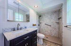 Master Bathroom 1a