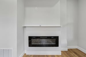Commercial St-S2507-006.jpg