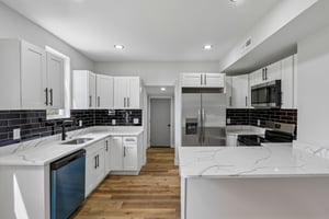 Commercial St-S2507-012.jpg