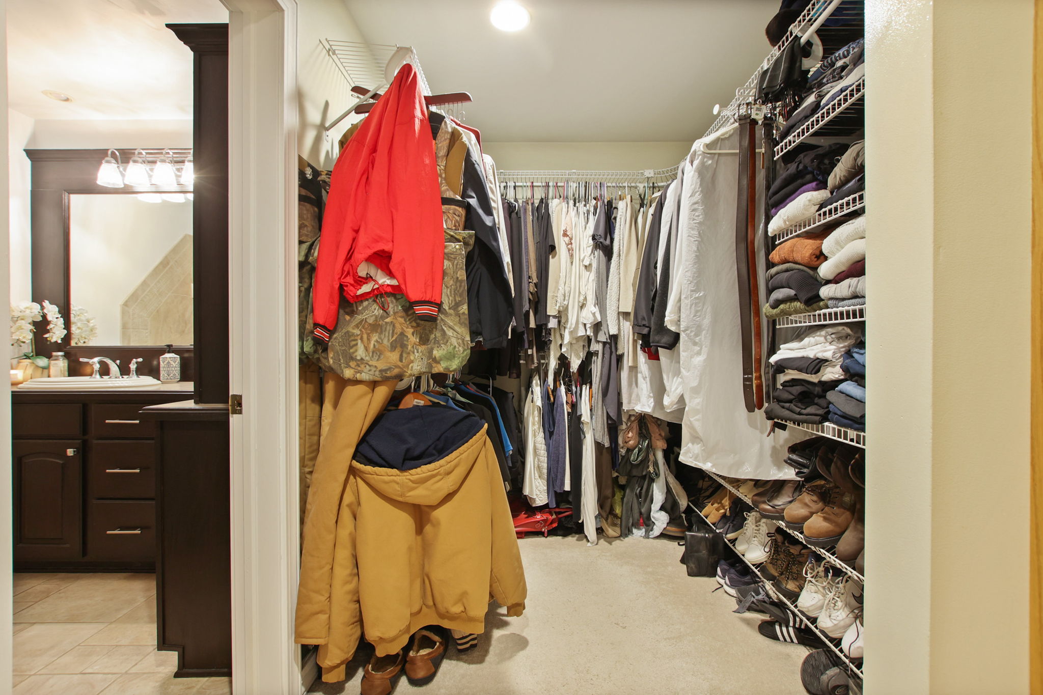  Photo 24