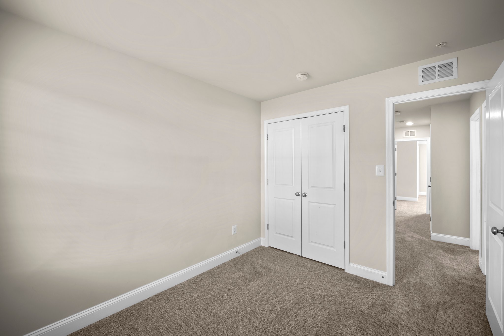 Upper Bedroom-7