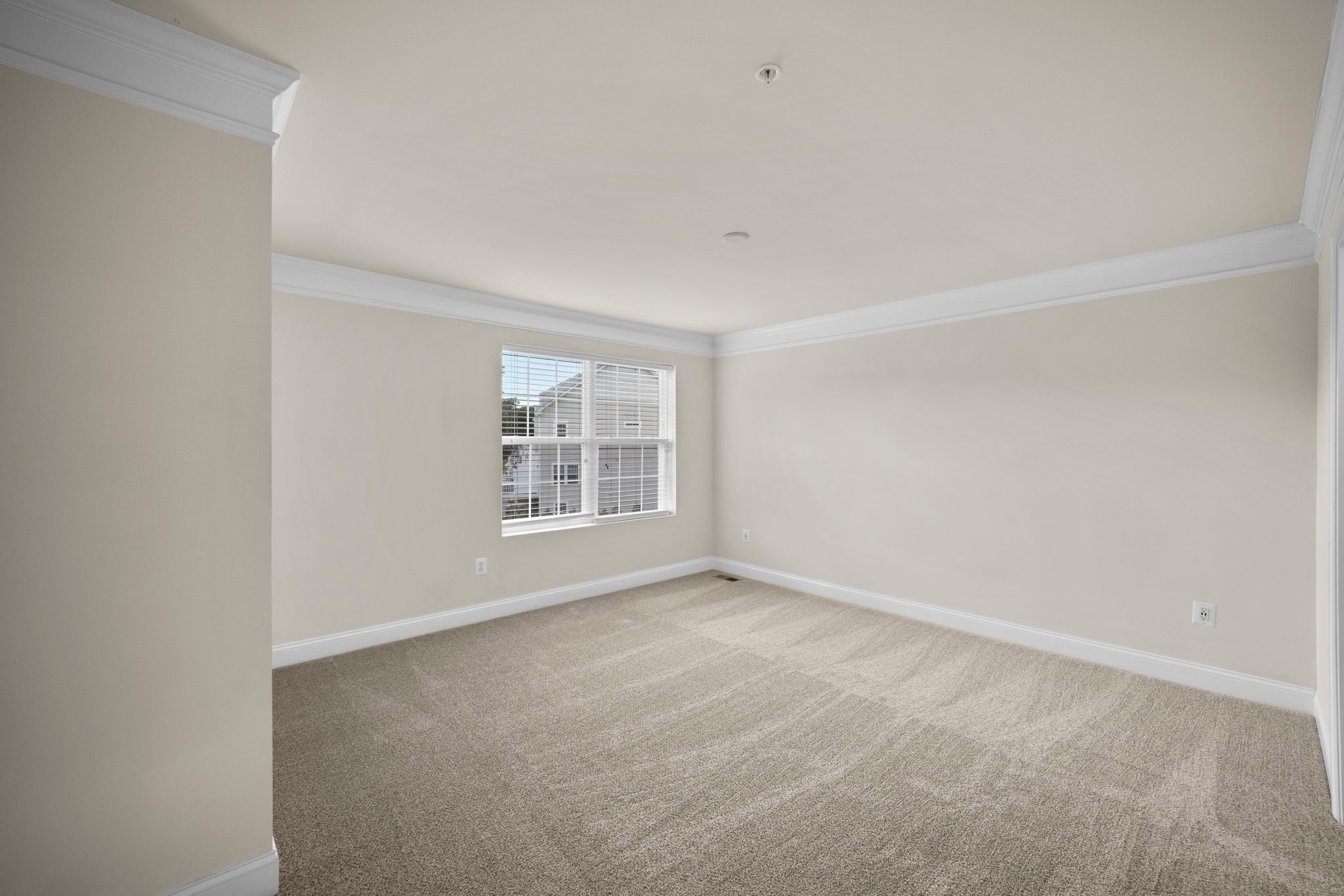 Upper Bedroom-1