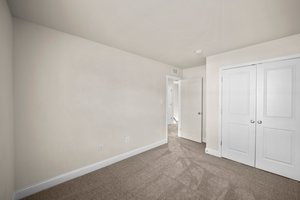 Upper Bedroom-4