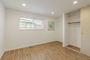  Photo 39