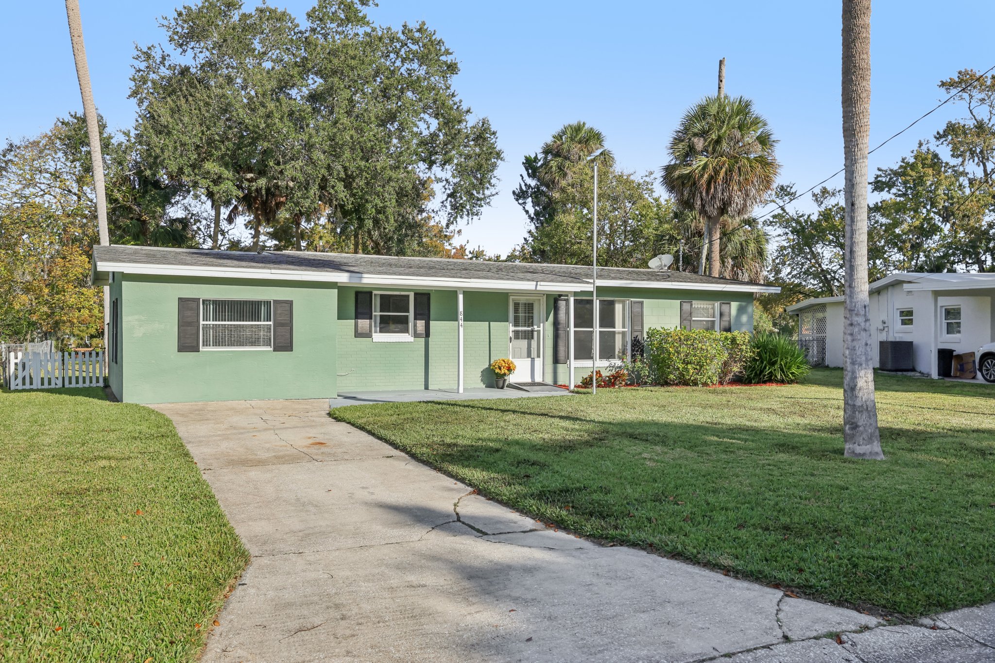 Teague St-S1811-002.jpg