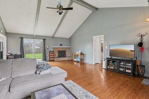 Carthay Cir-S1903-007.jpg