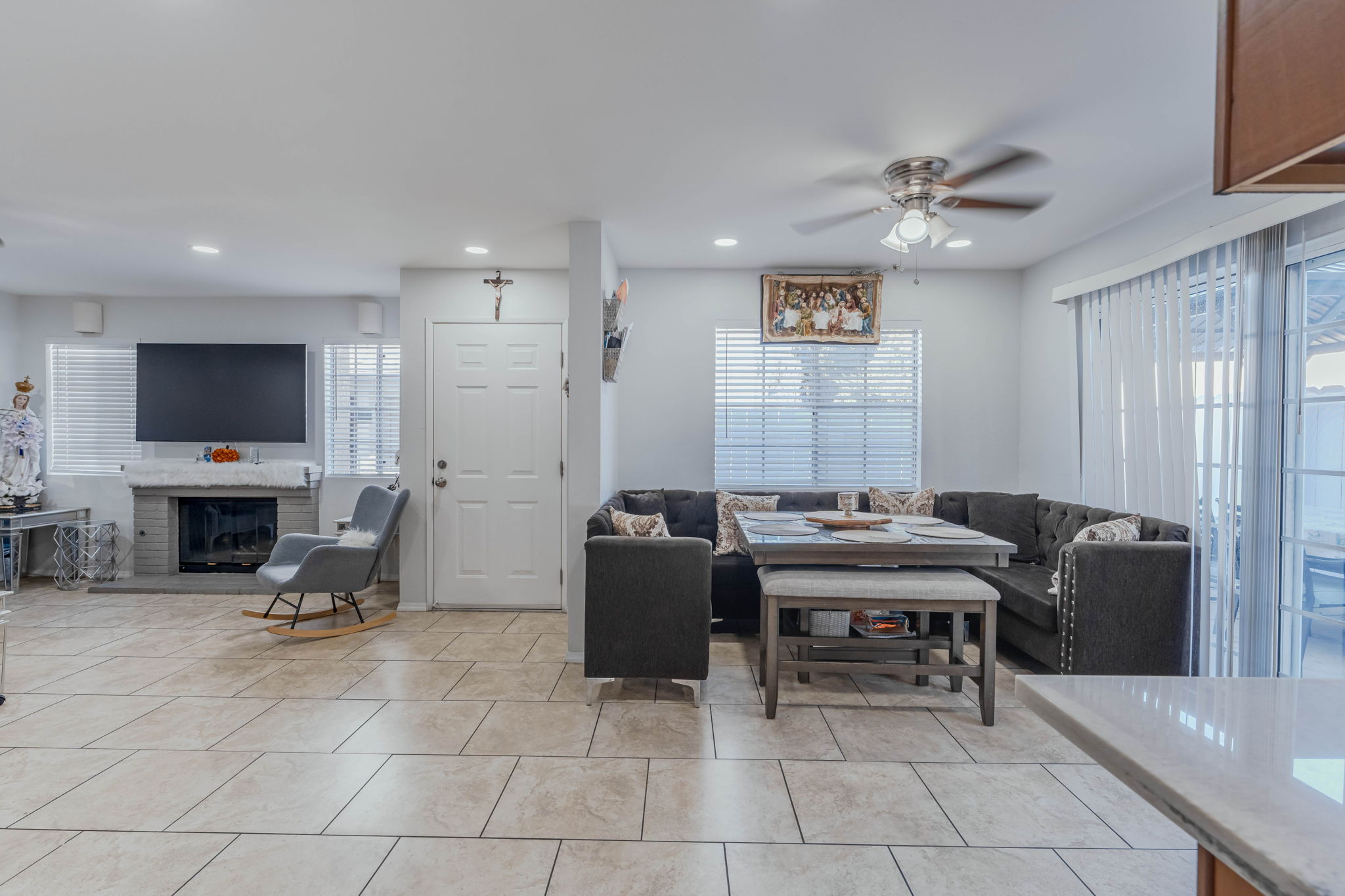 845 15th St, San Diego, CA 92101