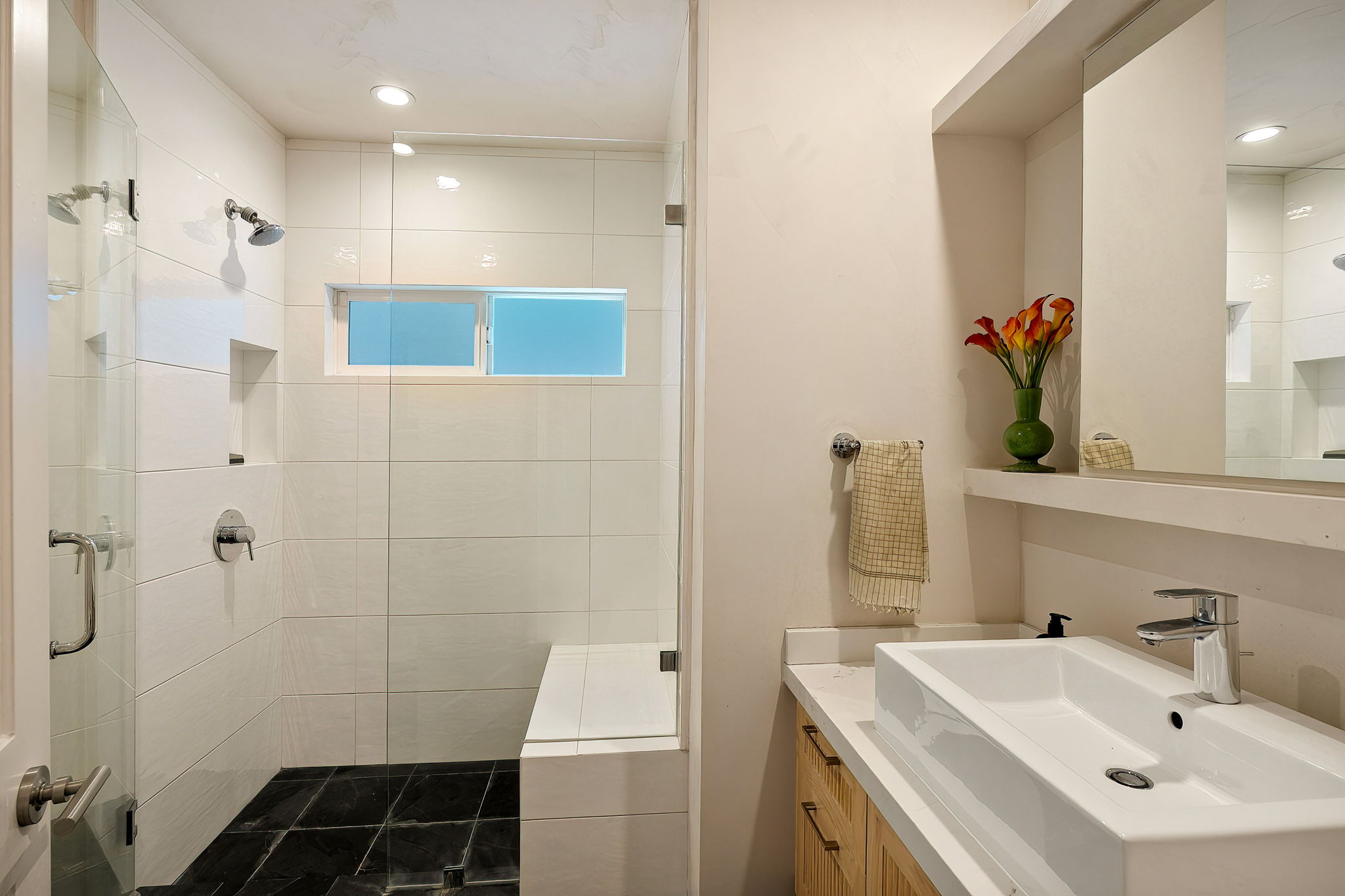 845 Amoroso Place-42