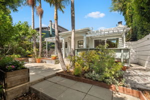 845 Amoroso Place-5