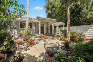 845 Amoroso Place-7