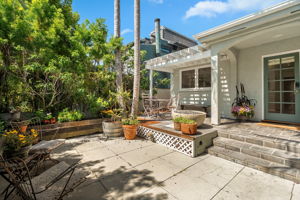 845 Amoroso Place-8