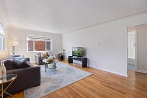 845 Jasmine St, Denver, CO 80220, USA Photo 3