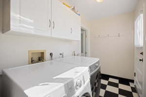 845 Jasmine St, Denver, CO 80220, USA Photo 9