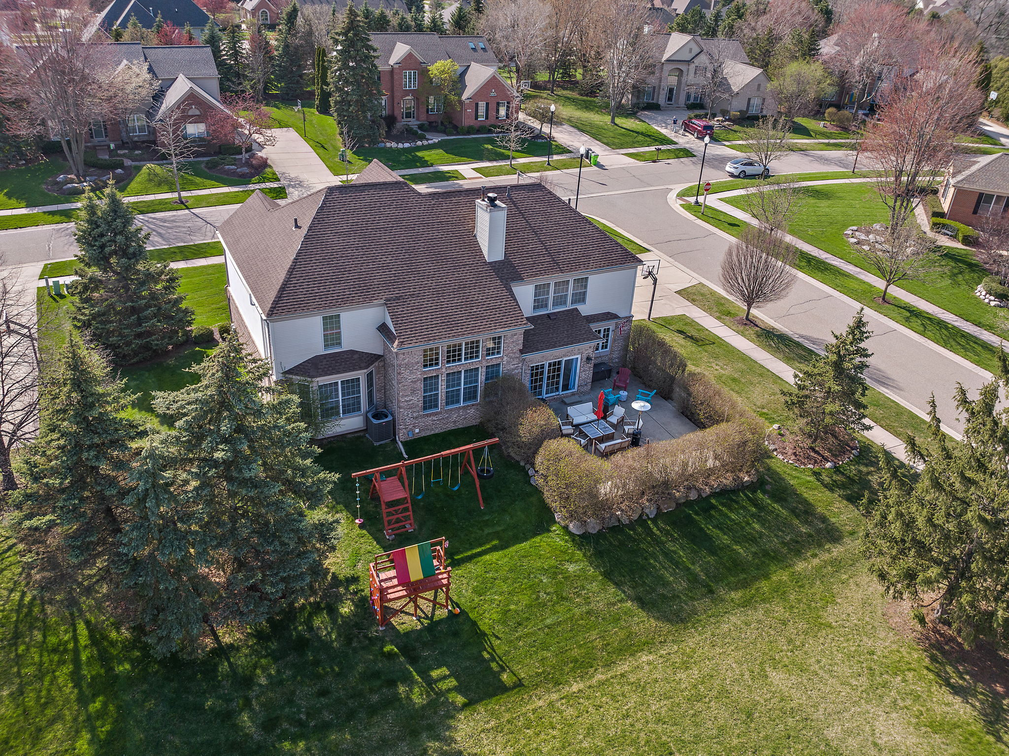 845 Loggers Cir, Rochester, MI 48307, USA Photo 2