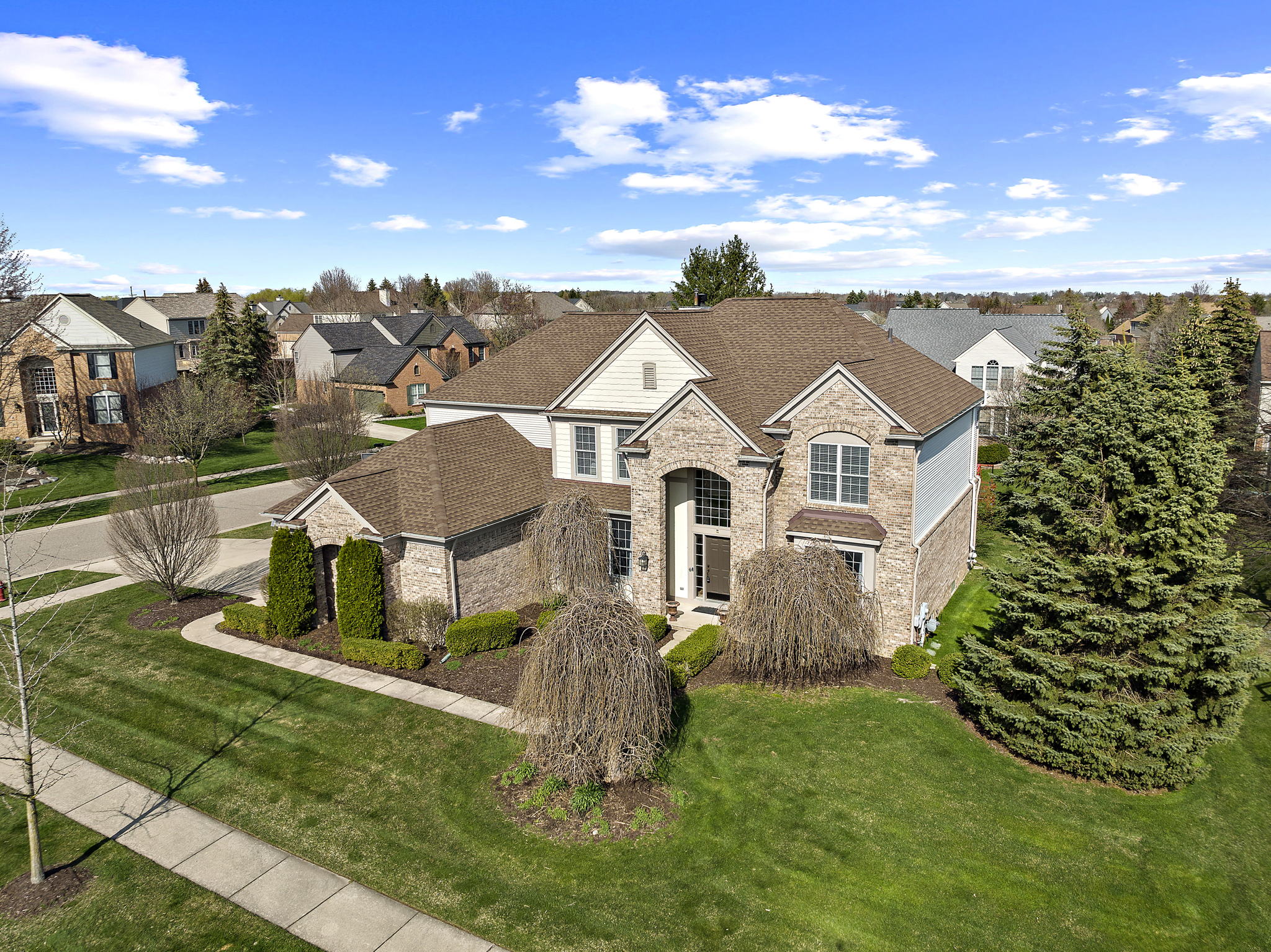 845 Loggers Cir, Rochester, MI 48307, USA Photo 11