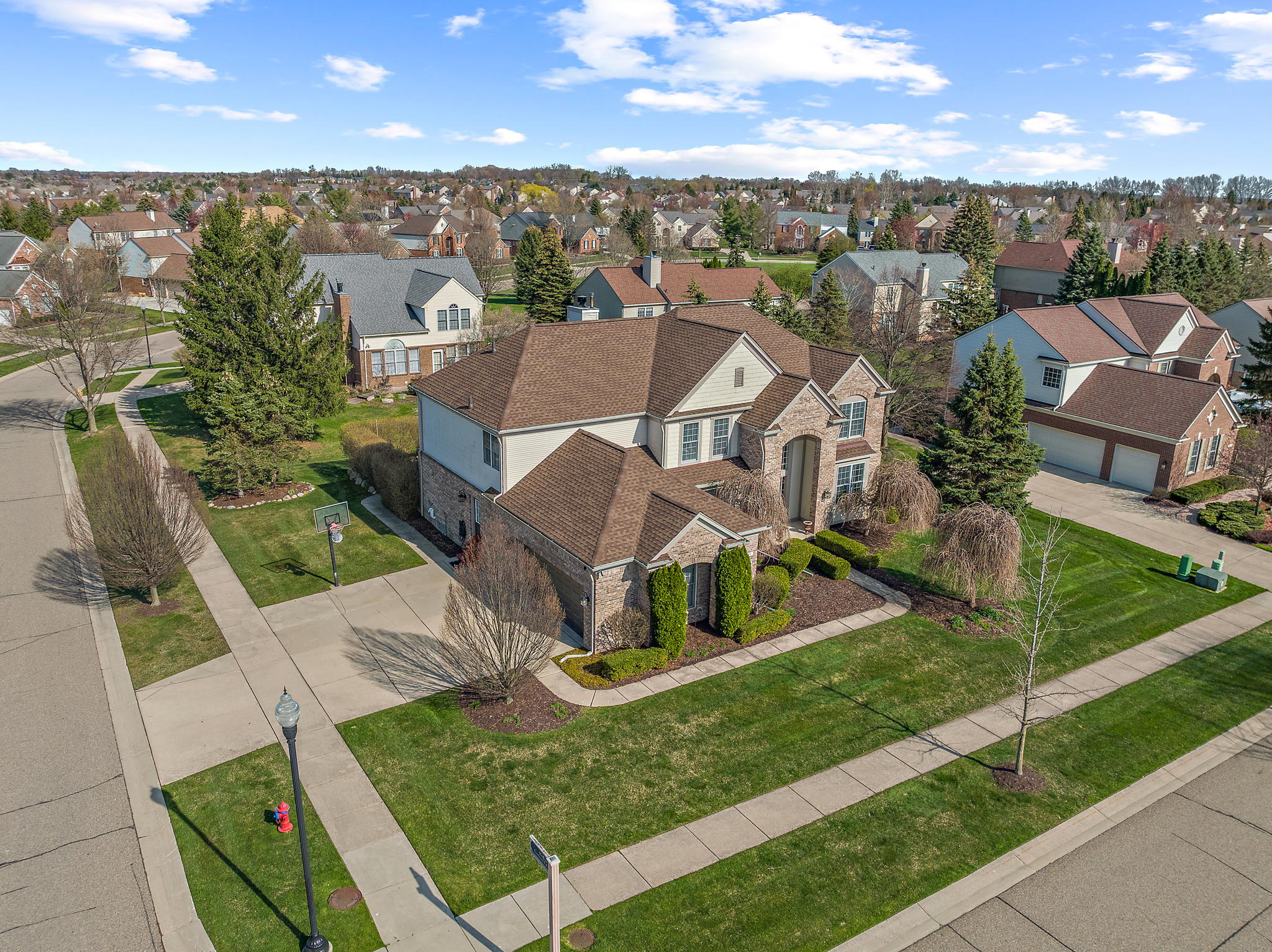 845 Loggers Cir, Rochester, MI 48307, USA Photo 10